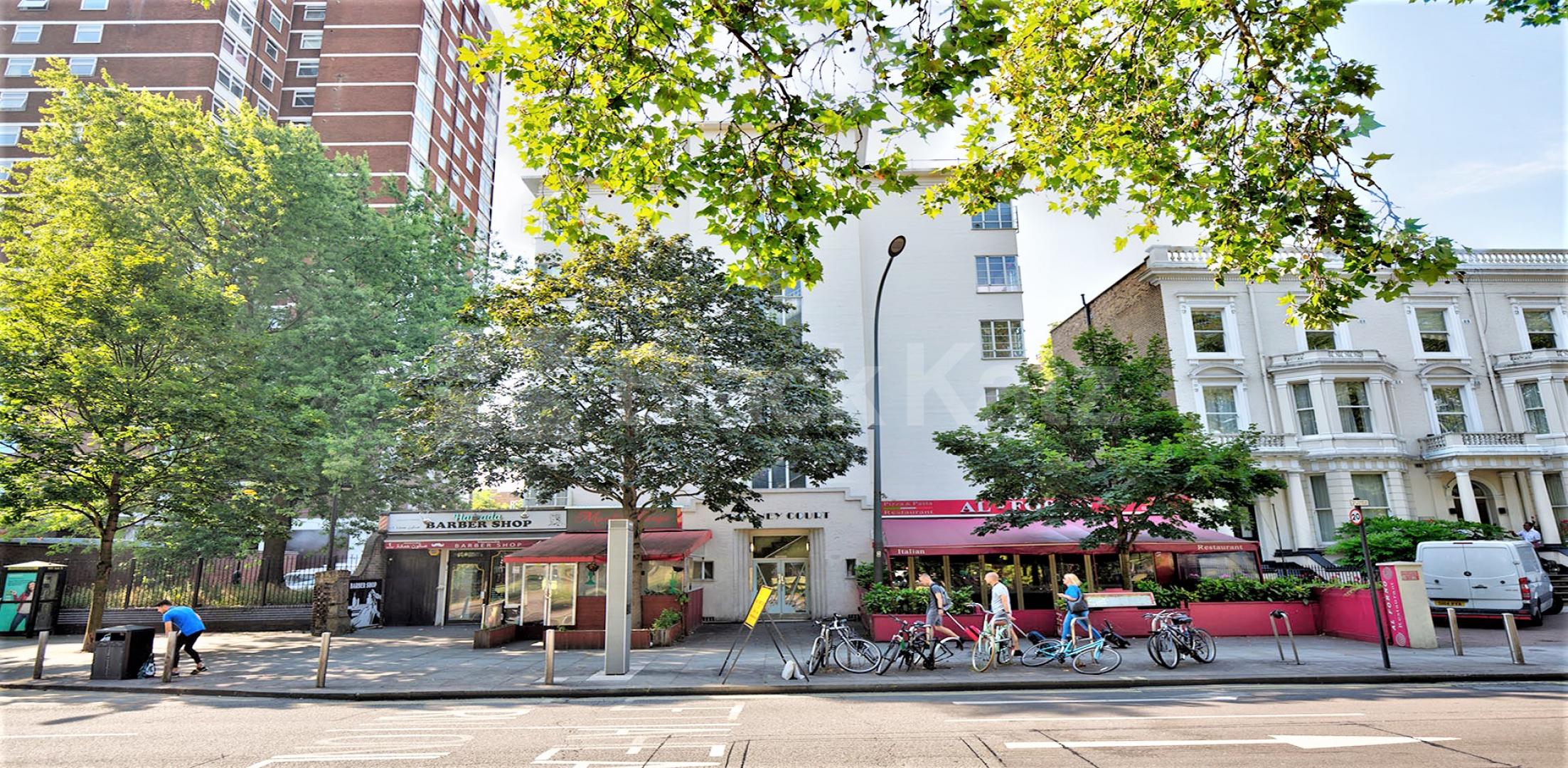 			1 Bedroom, 1 bath, 1 reception Flat			 Shepherds Bush Green, SHEPHERDS BUSH